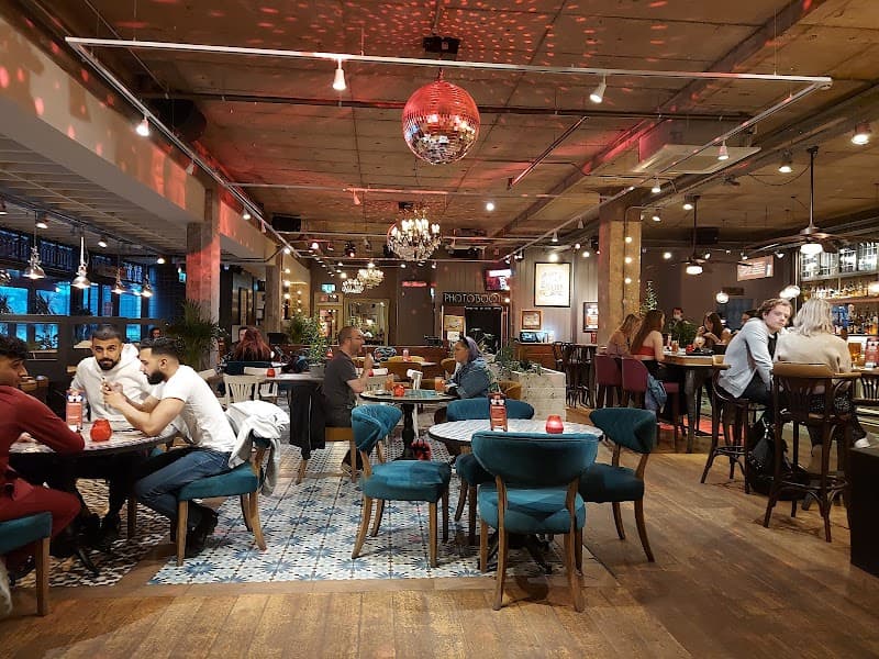 Revolución de Cuba Newcastle