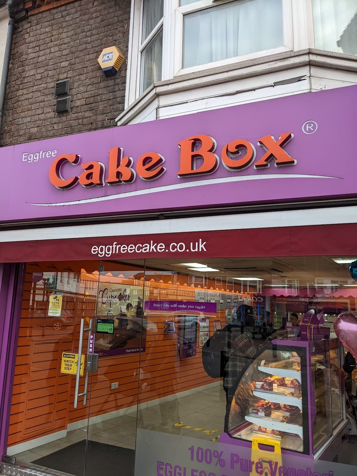 Cake Box Luton (Dunstable Rd)