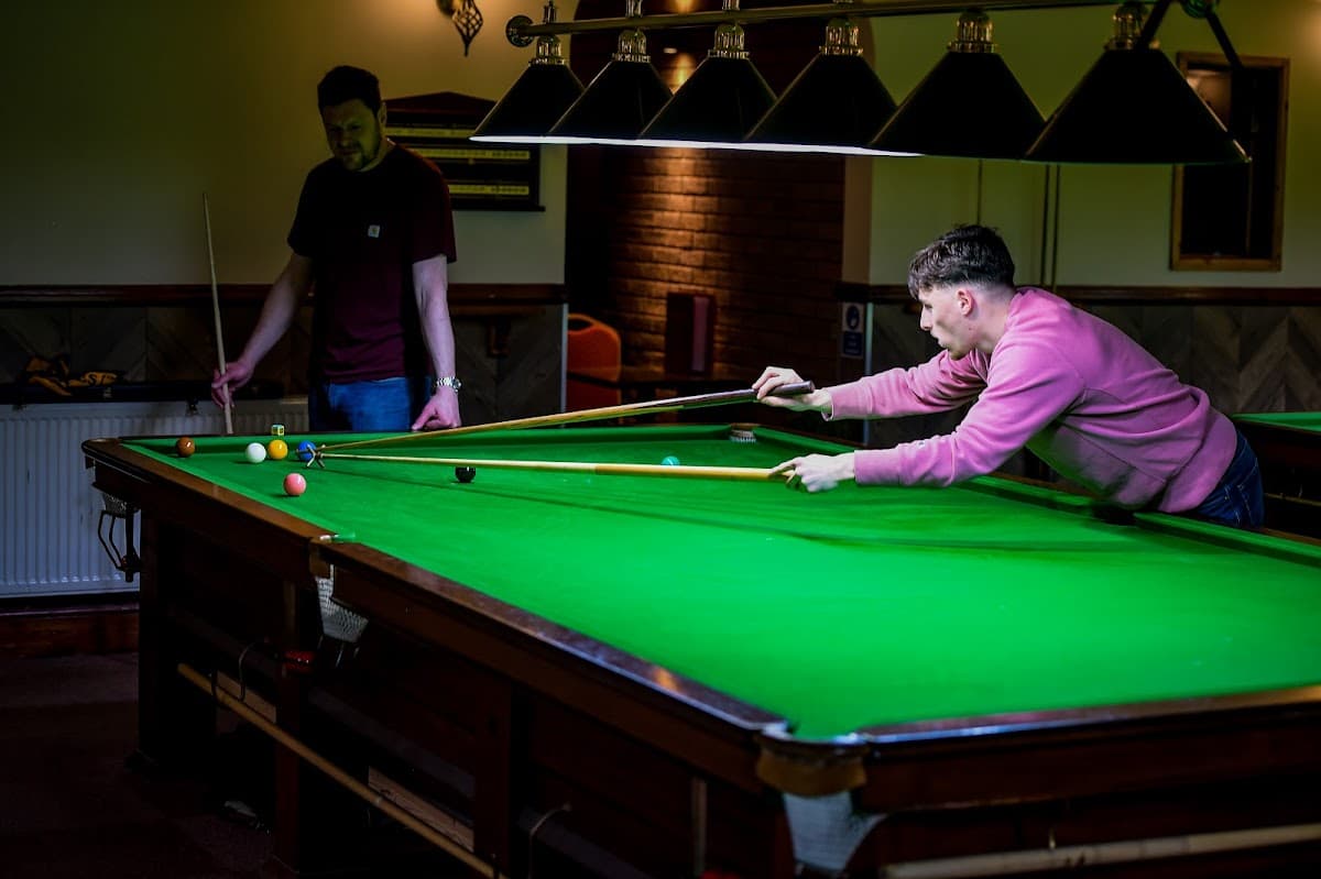 Eastwood Snooker Bar & Grill