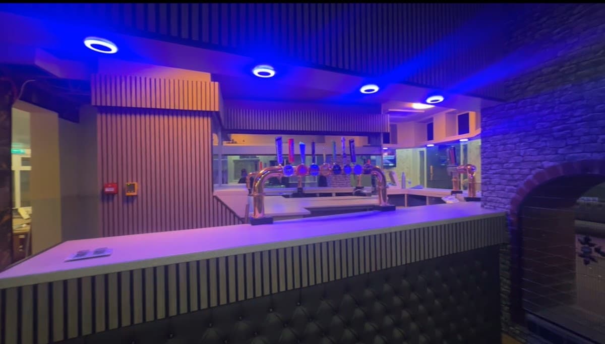 Sip & Sip Bar