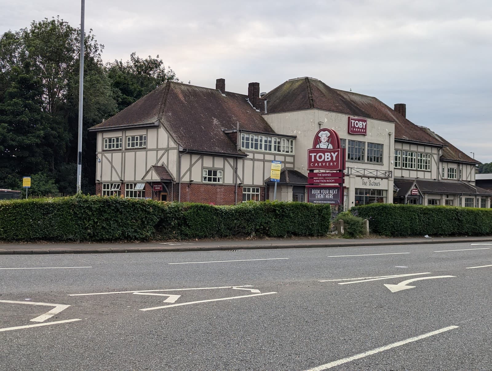 Toby Carvery Barnes Park