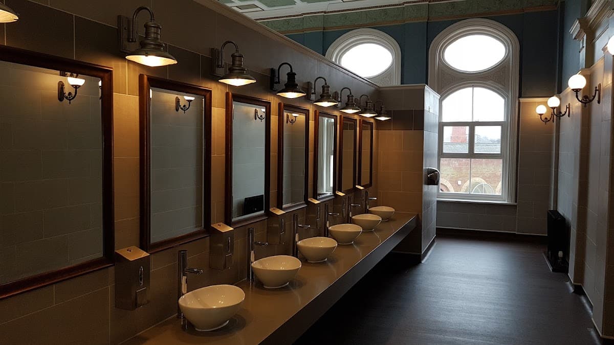 Yarborough Hotel - JD Wetherspoon