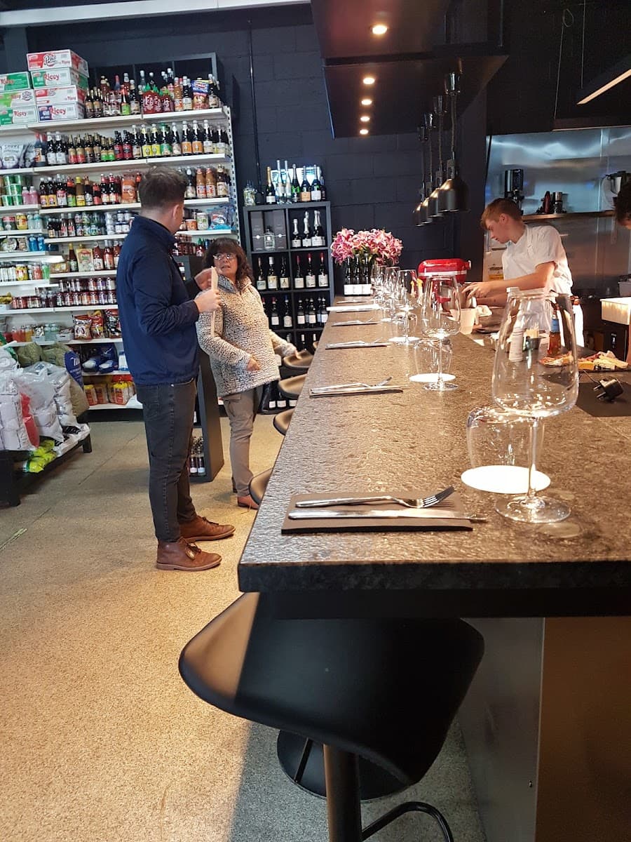 DN1 Delicatessen & Dining