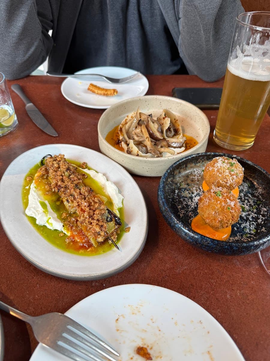 Ara Restaurant