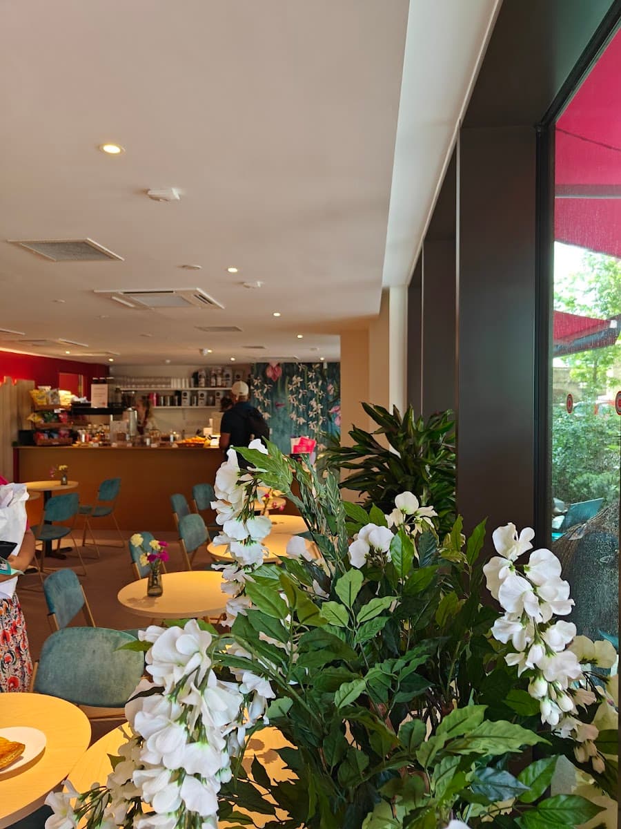 World Heart Beat Embassy Gardens - cafe, concert venue and music academy