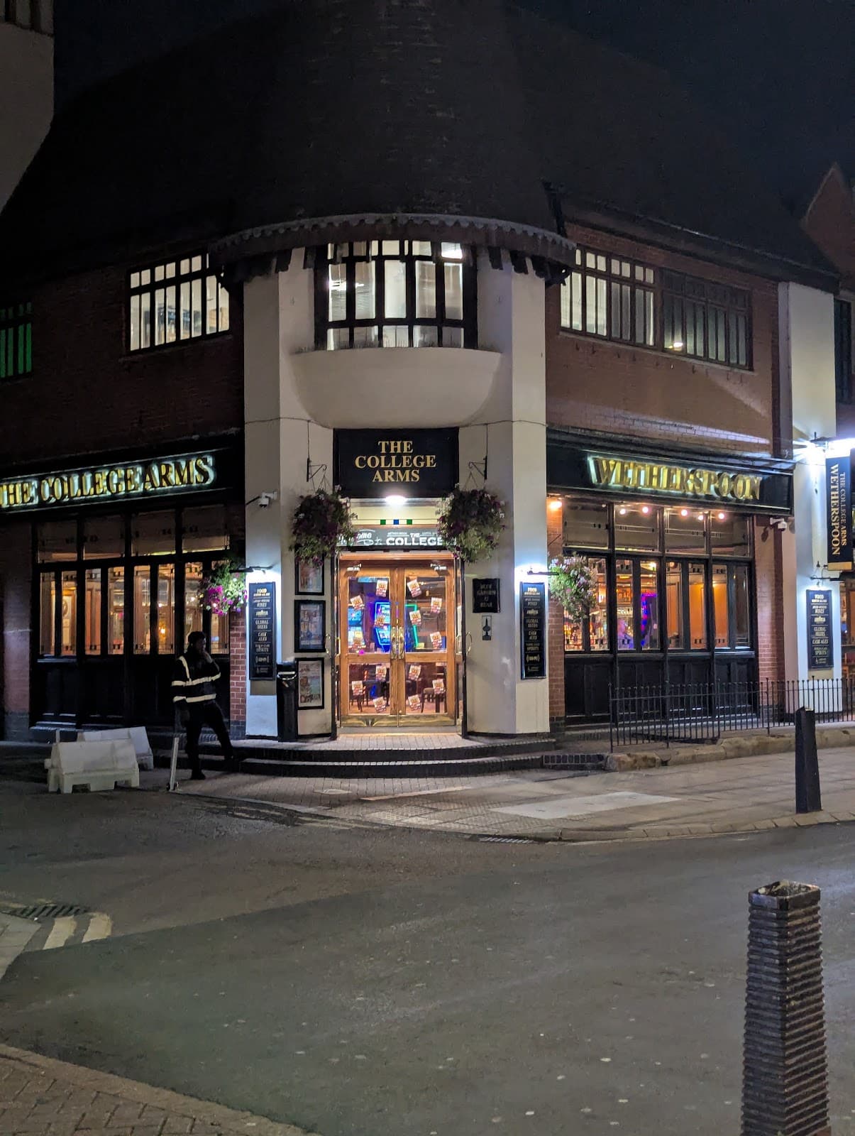 The College Arms - JD Wetherspoon
