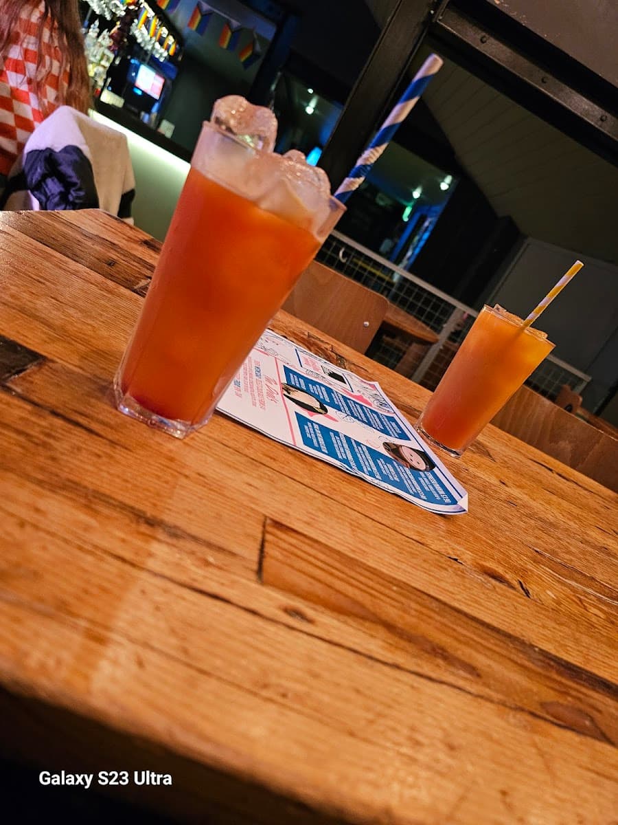 The Edge & The Box Bar