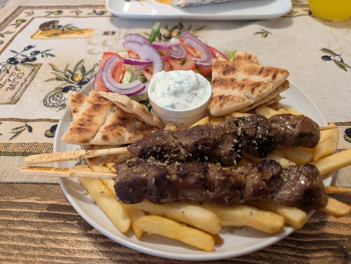 B Greek Restaurant & Bar