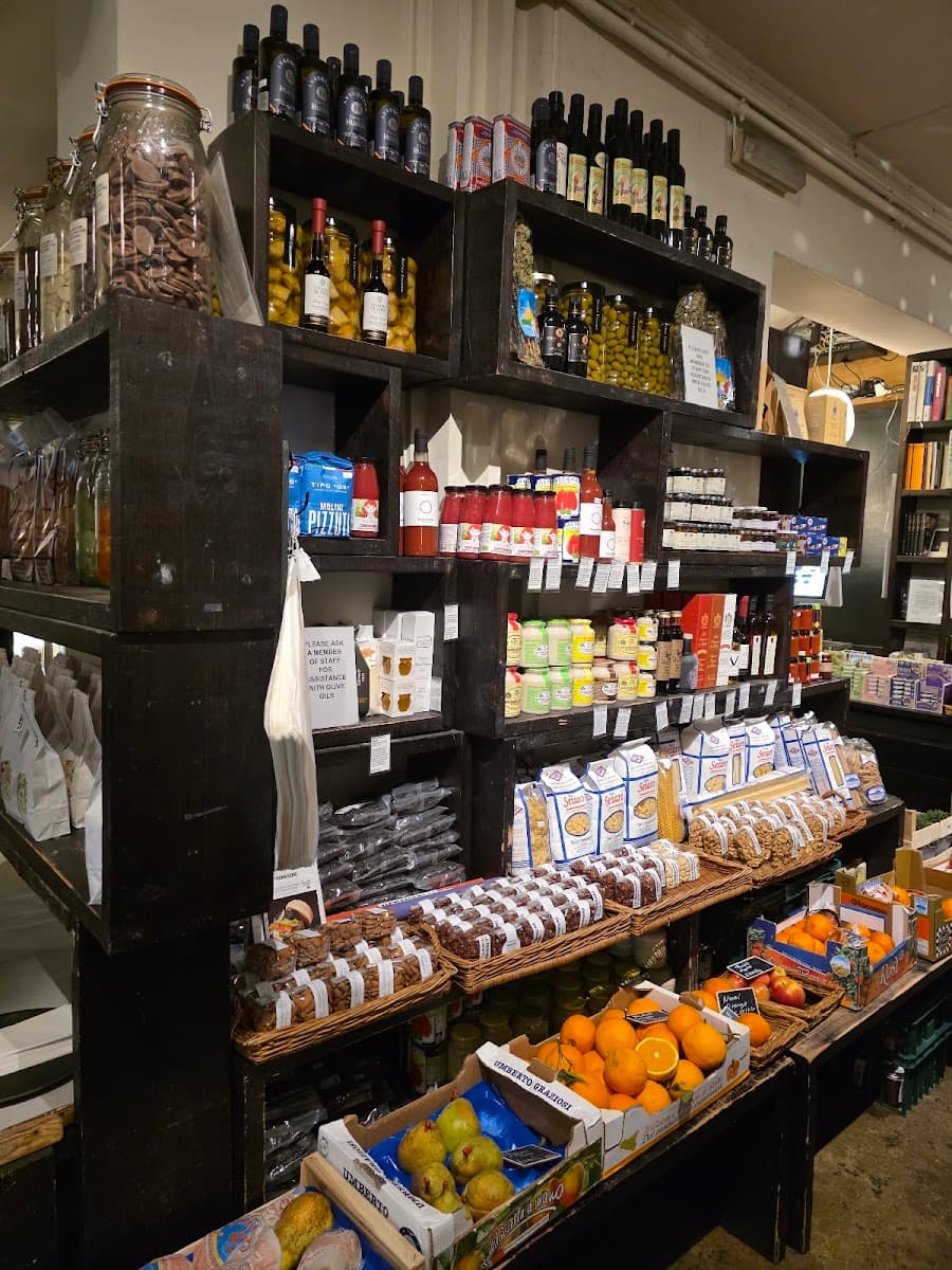 N6 at La Fromagerie