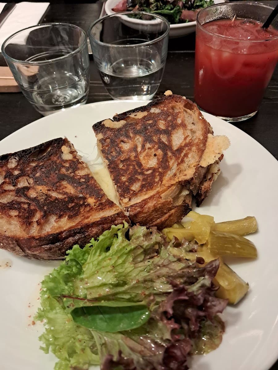 N6 at La Fromagerie