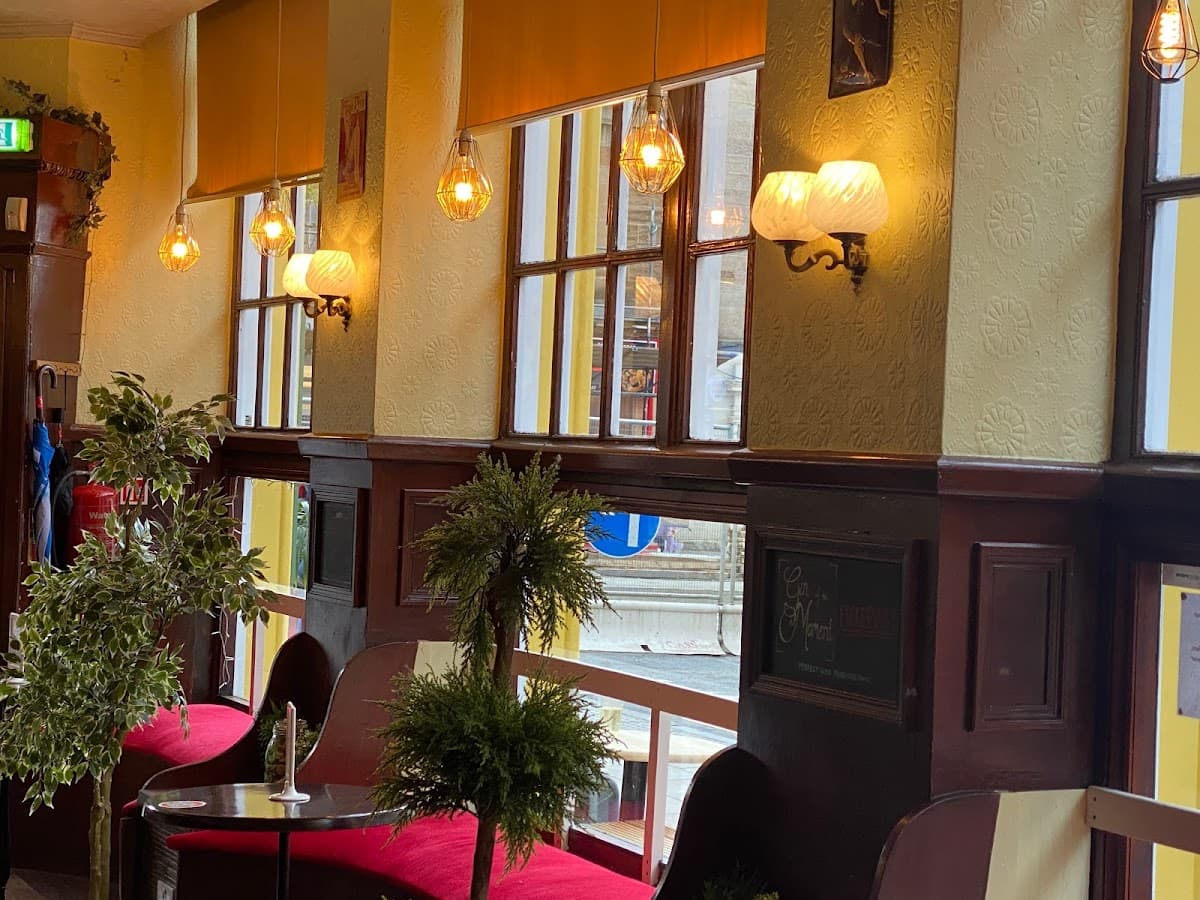 Victoria Bar