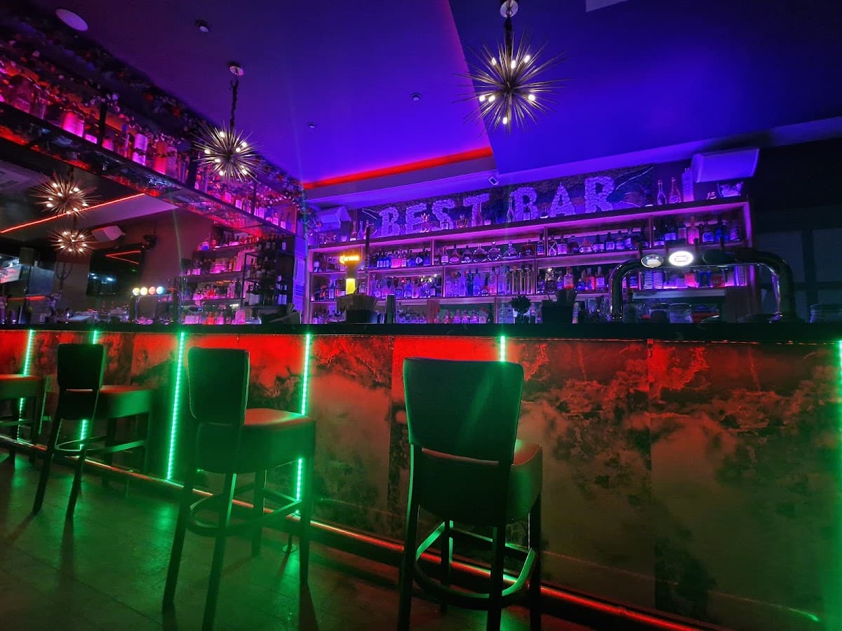 Hera Cocktail Lounge
