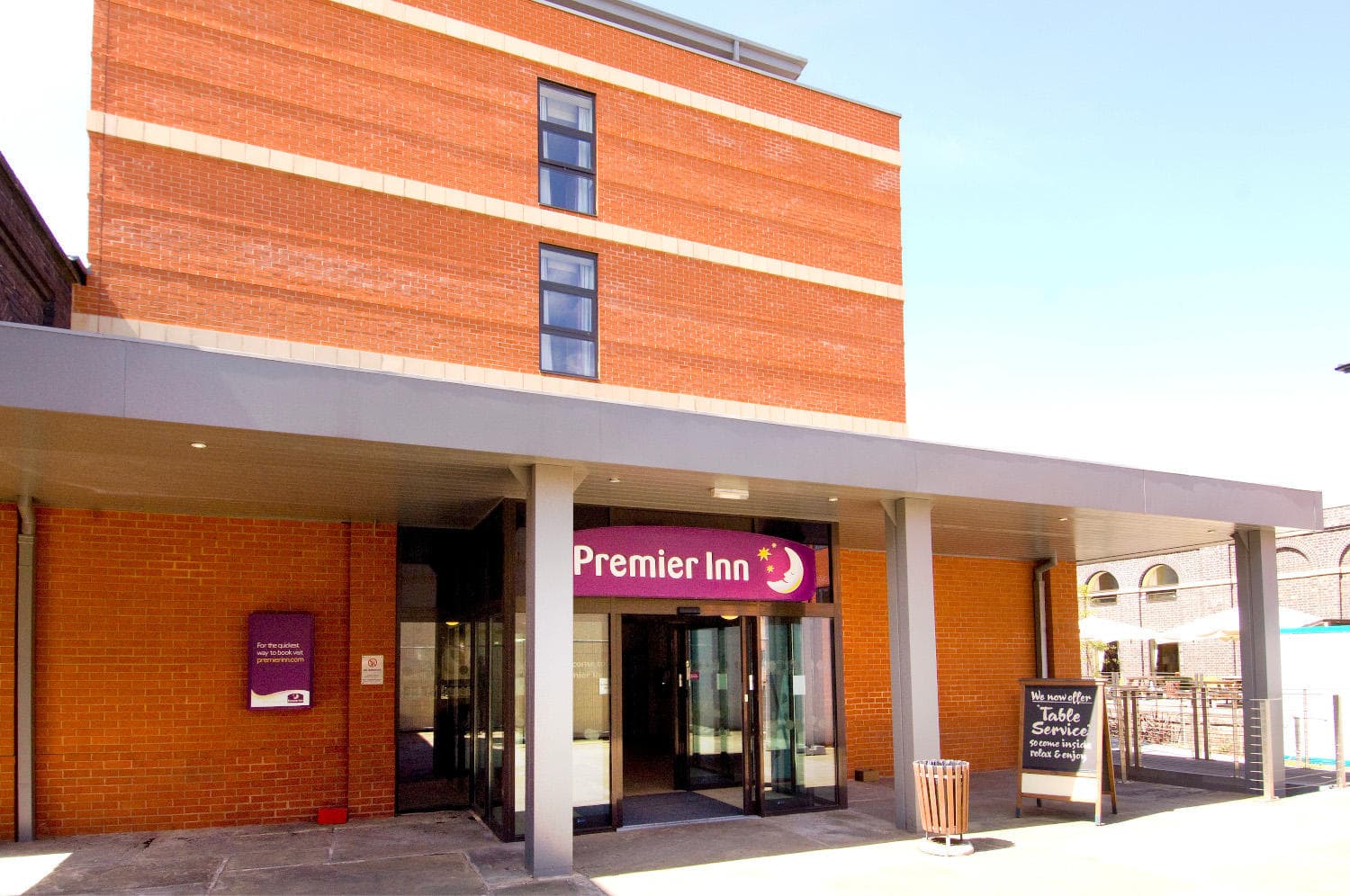 Premier Inn Wolverhampton City Centre hotel