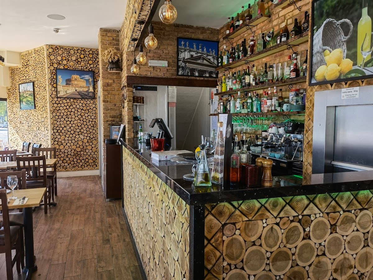 Aroma Italian Restaurant