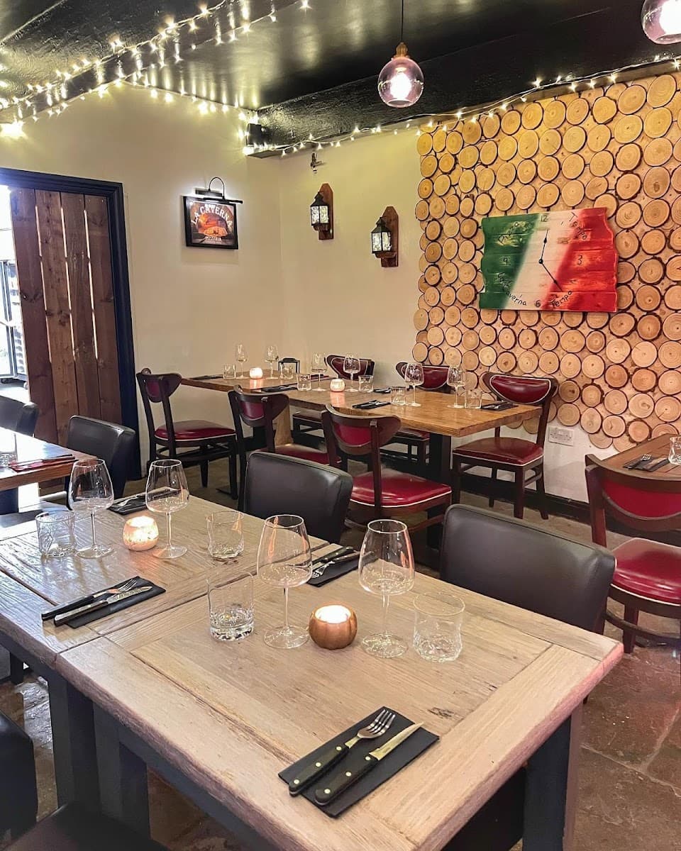 La Caverna Pizzeria