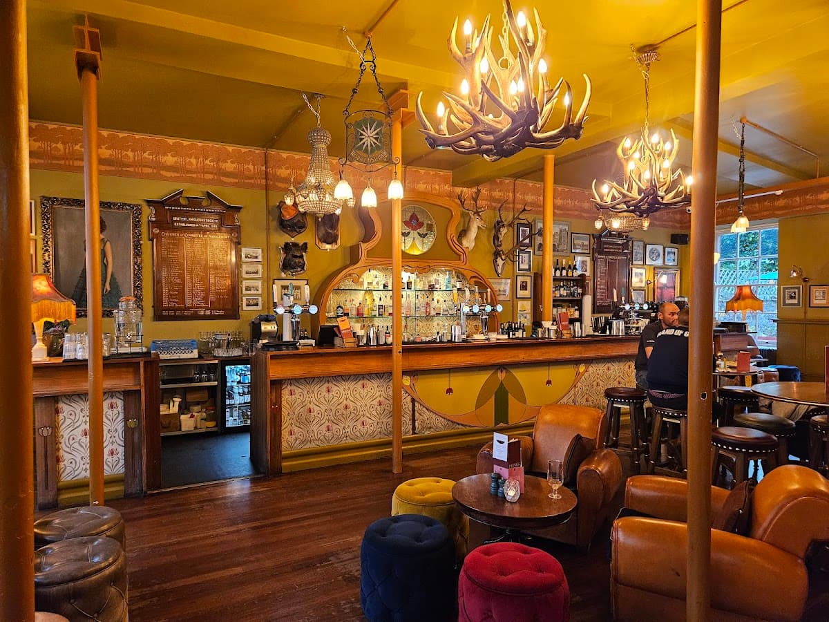 Cosy Club