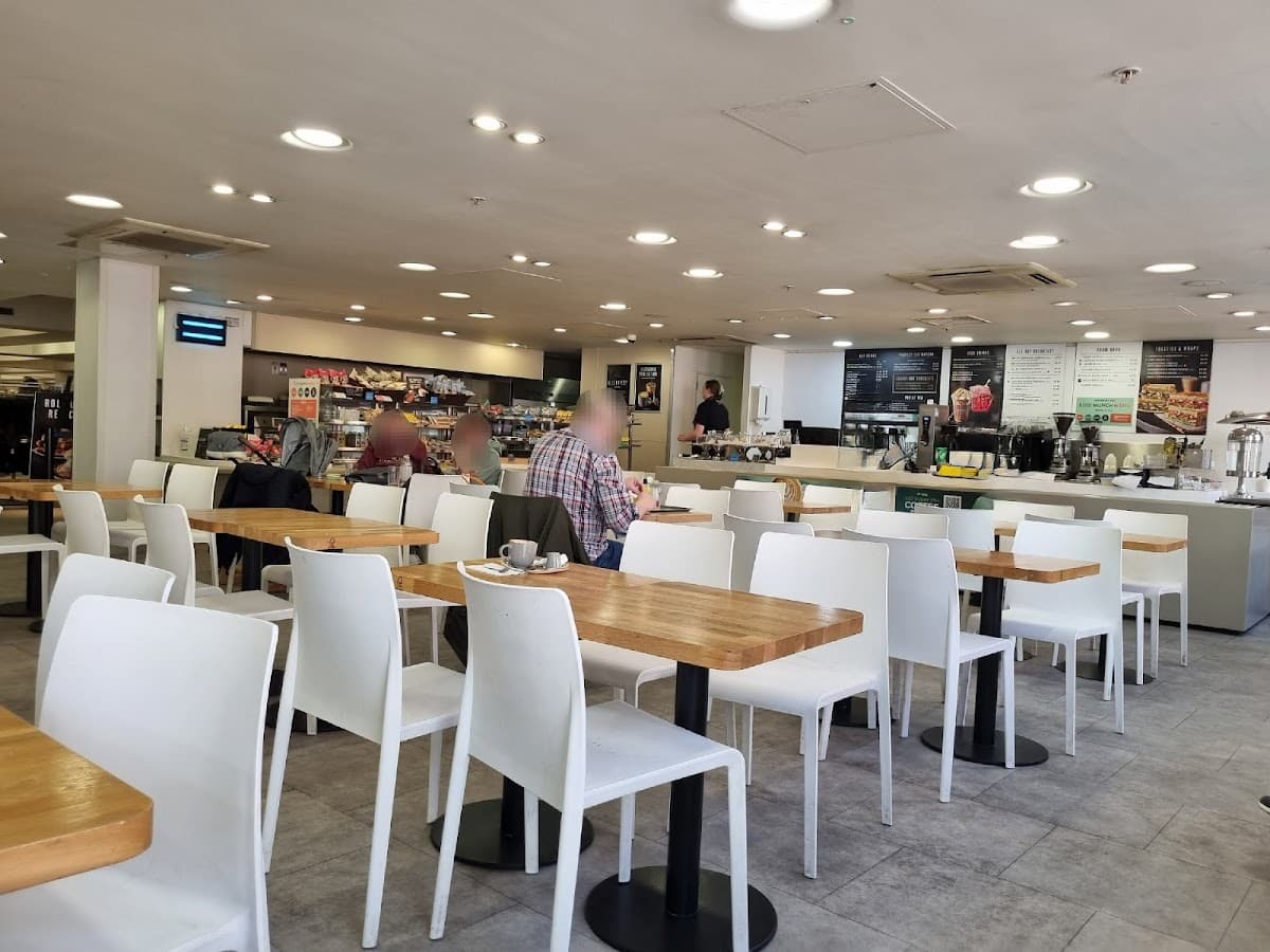 M&S Café