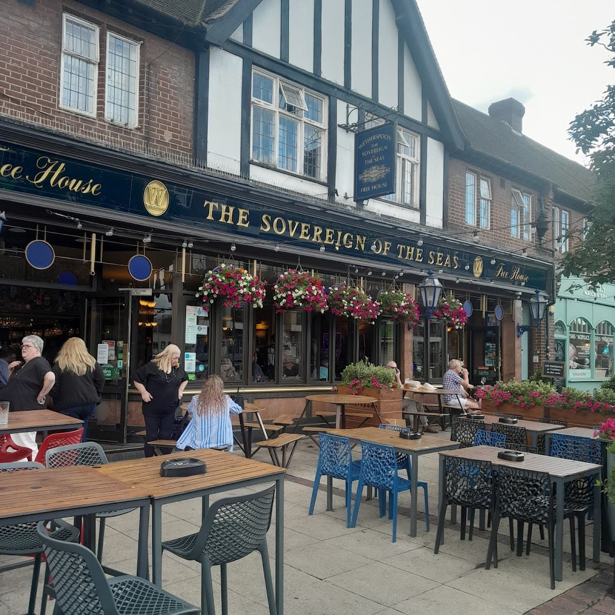 The Sovereign of the Seas - JD Wetherspoon