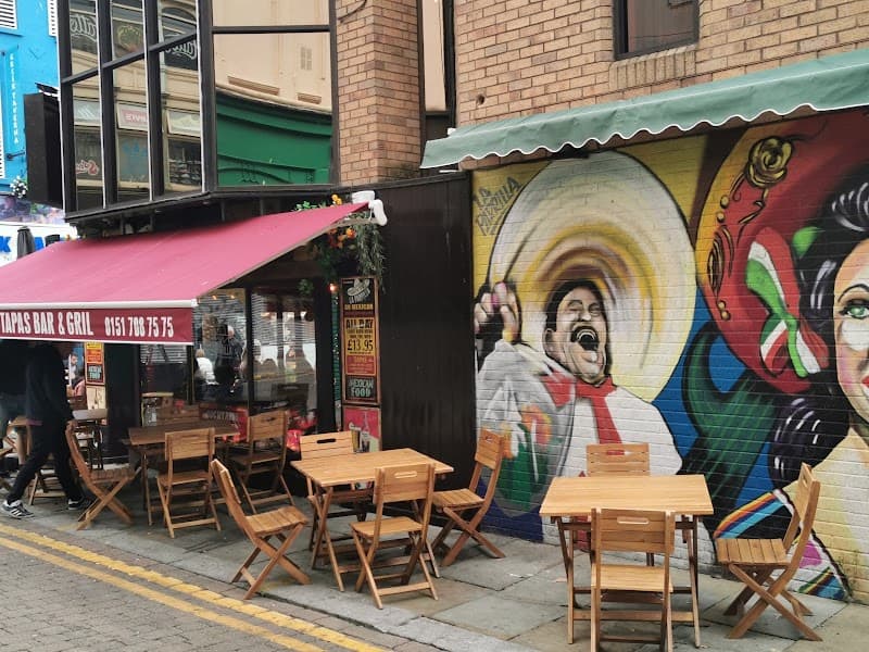 La Parrilla Mexican Tapas Bar & Grill