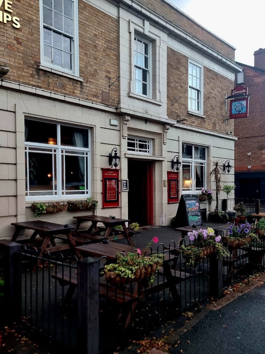 Five Lamps Pub - Brown Ales Pub Company Ltd