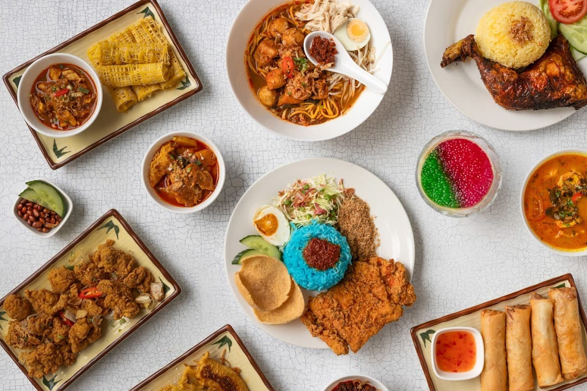 WARUNG by Evro Cafe