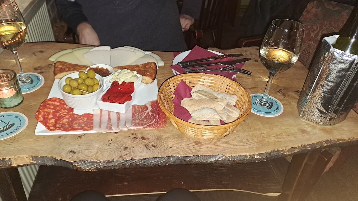 Martinez Wine