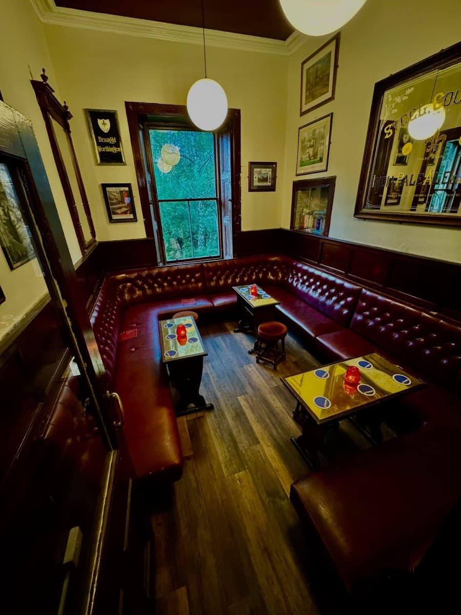 Clark's Bar