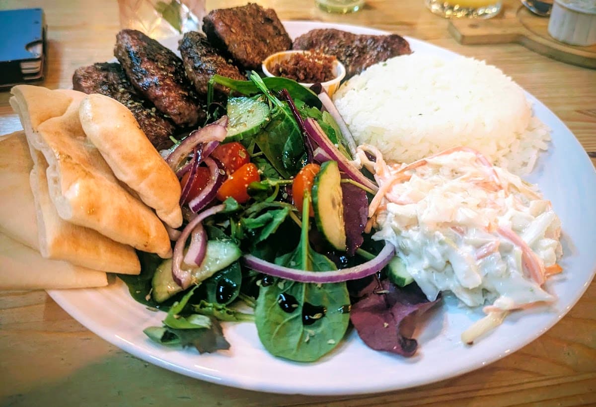 Yaaze Bistro Cafe & Meze Bar