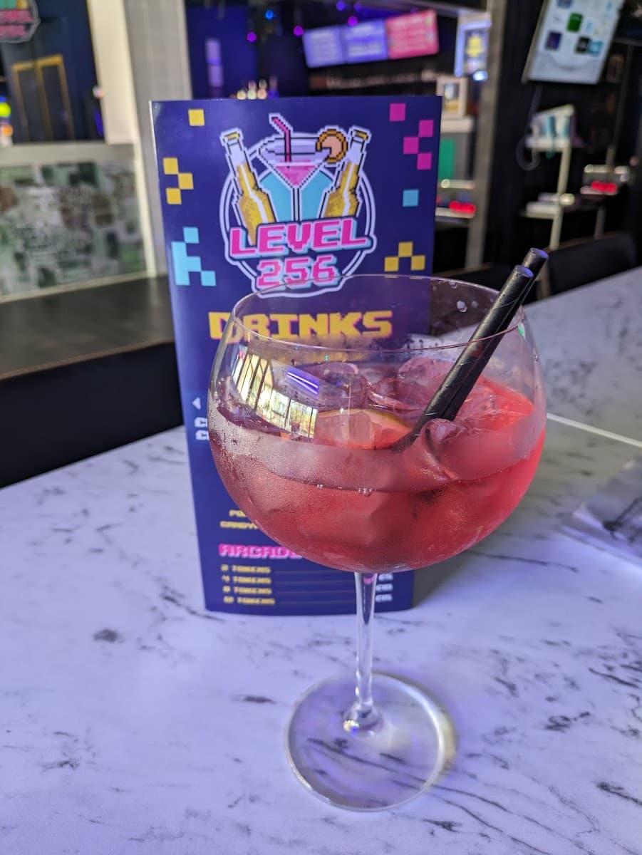 Level256 | Cocktail Bar