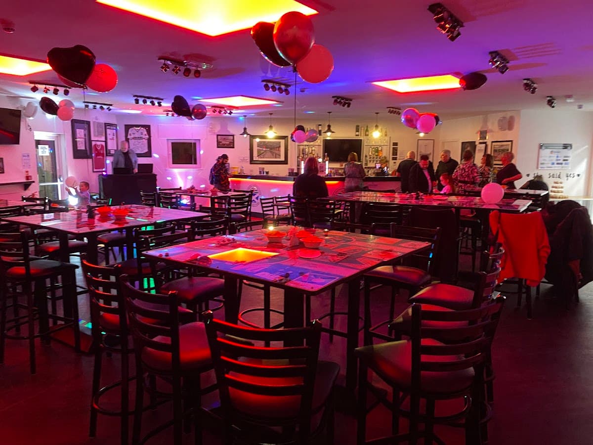 Cameron's Bar
