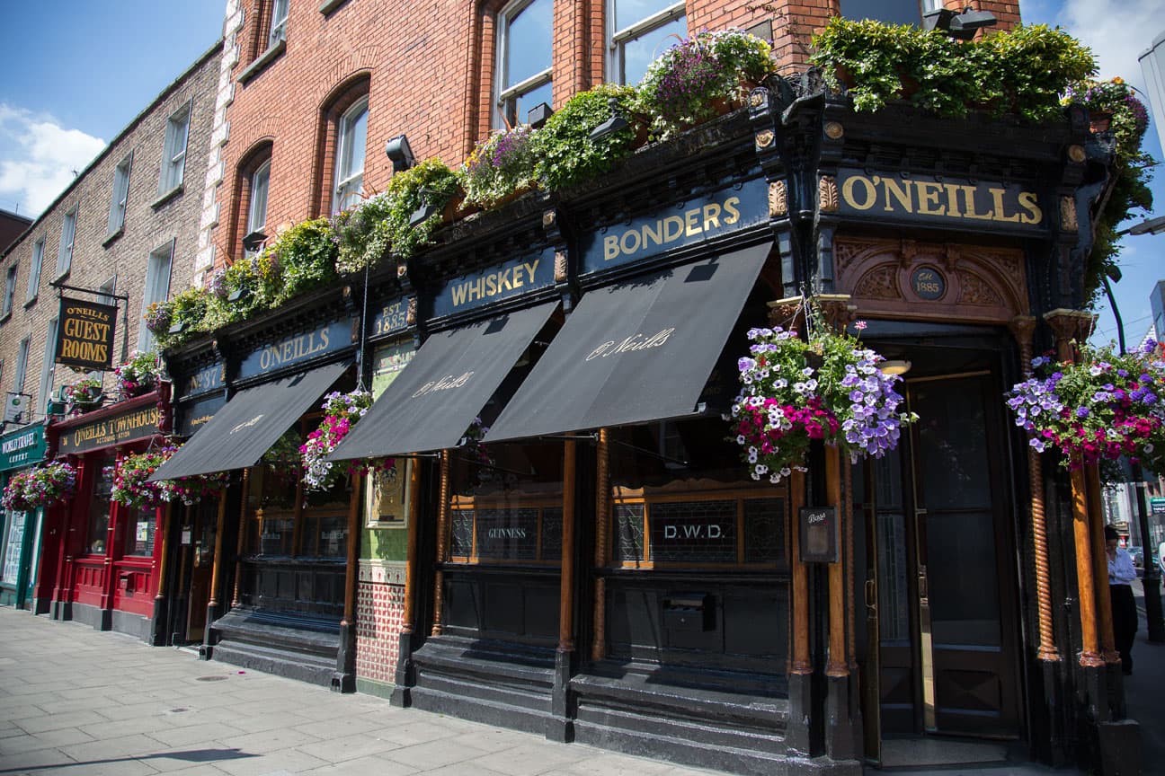 O'Neills Victorian Pub & Townhouse