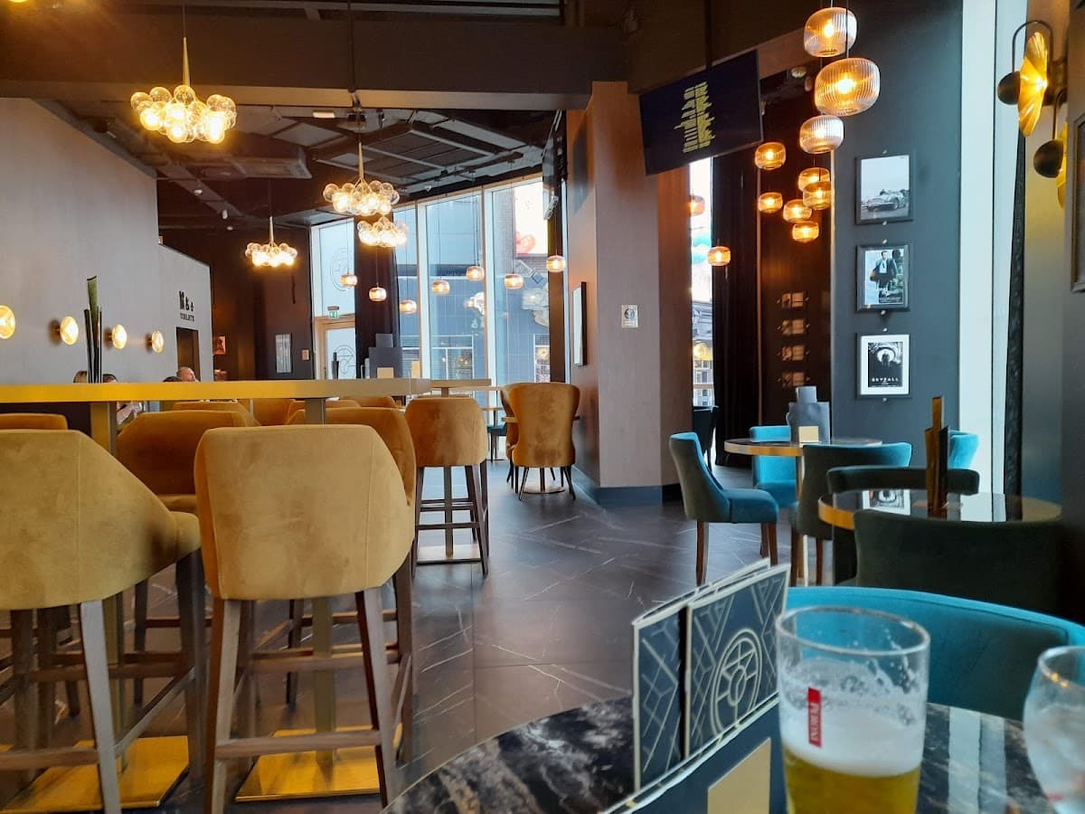 Spyglass Bar