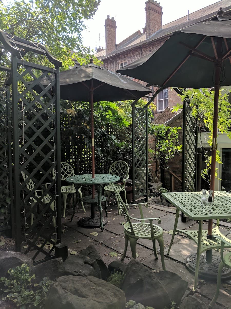 Cafe No.8 Bistro