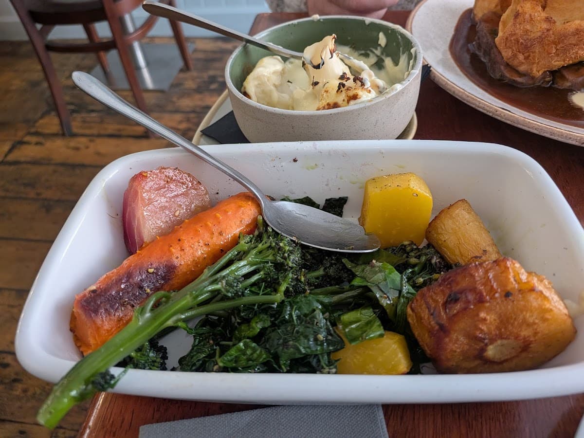 Cafe No.8 Bistro