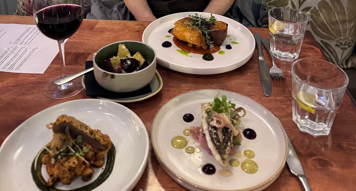 Cafe No.8 Bistro