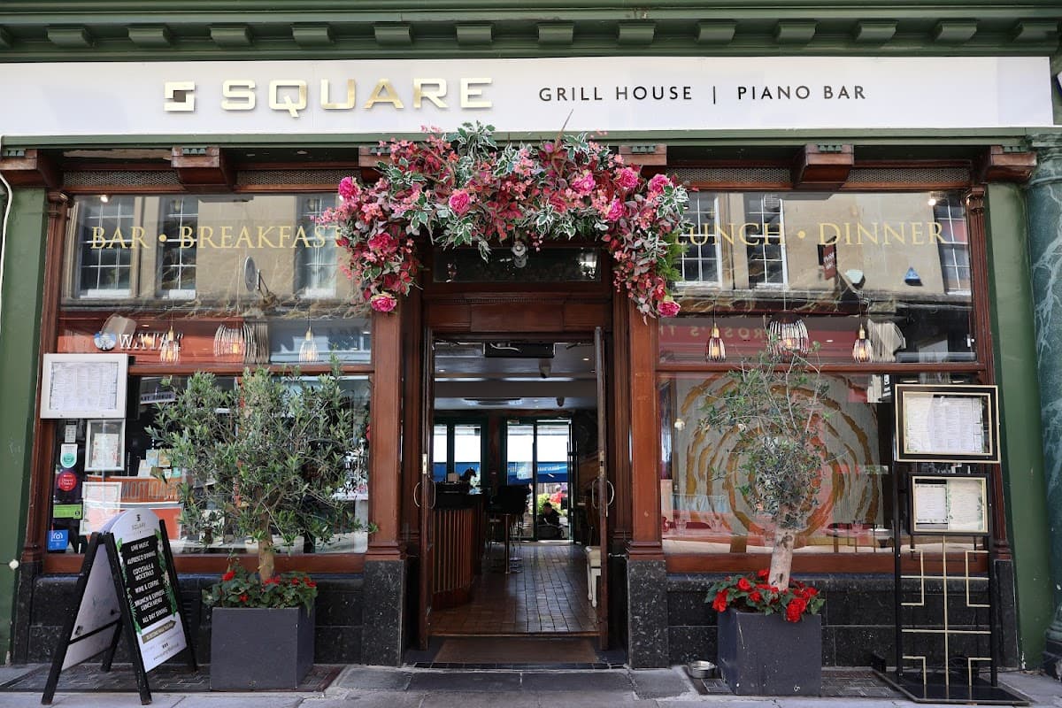 Square Grill Brasserie Restaurant & Piano Bar Bath