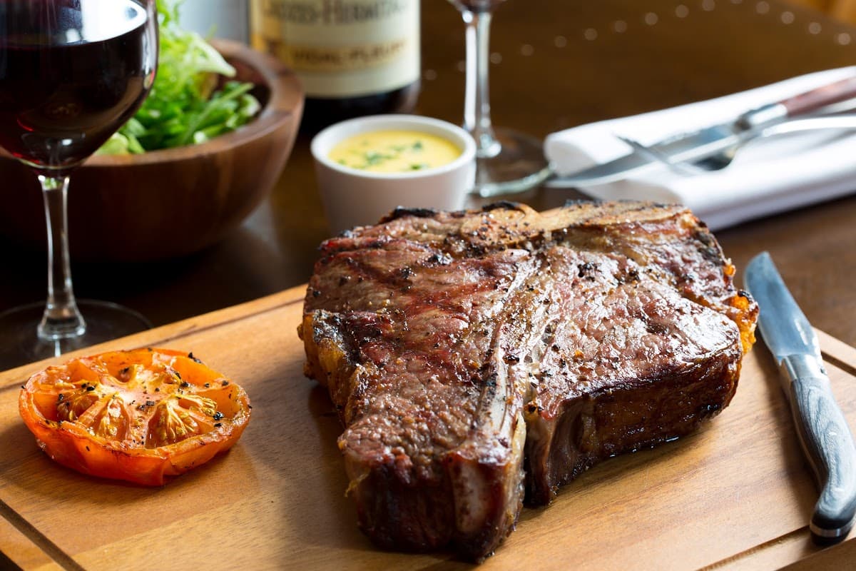 The Porterhouse Grill & Rooms