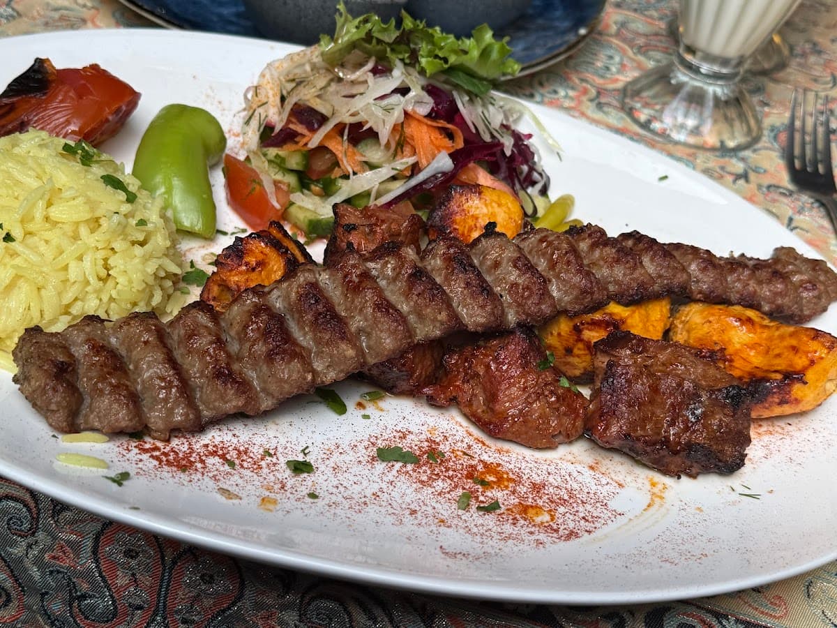 Turkuaz Restaurant Crawley