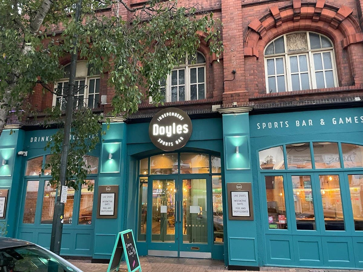 DOYLES SPORTS BAR
