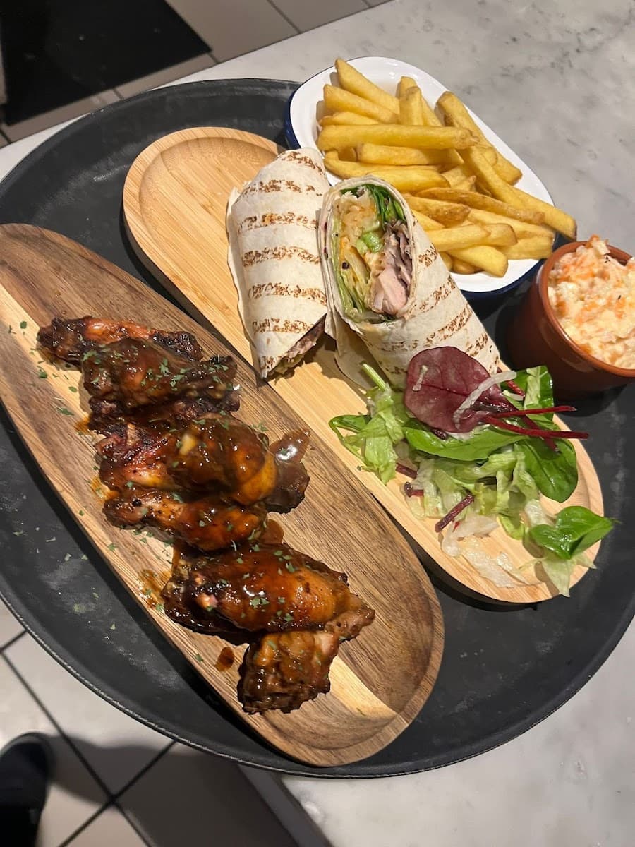 Hardball Caribbean smokehouse bar and grill