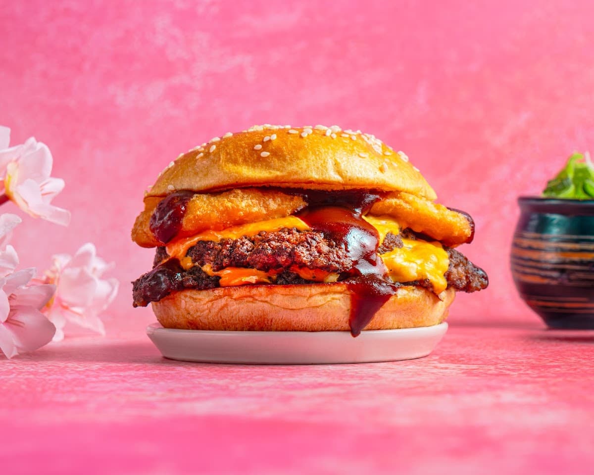 Pinks Burgers And Desserts
