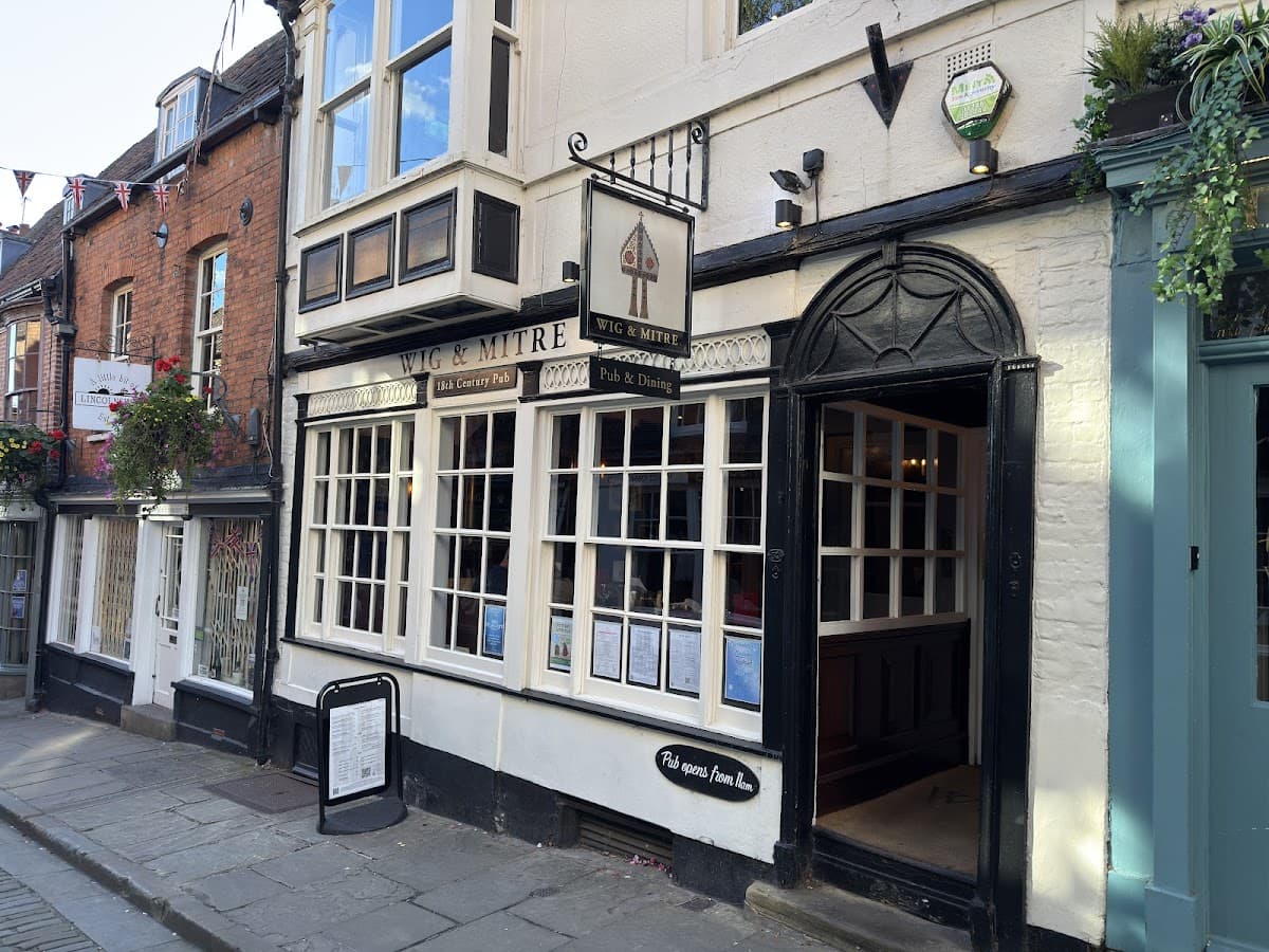 Wig & Mitre - Lincoln