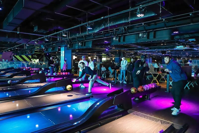 Star Pins Liverpool School Lane