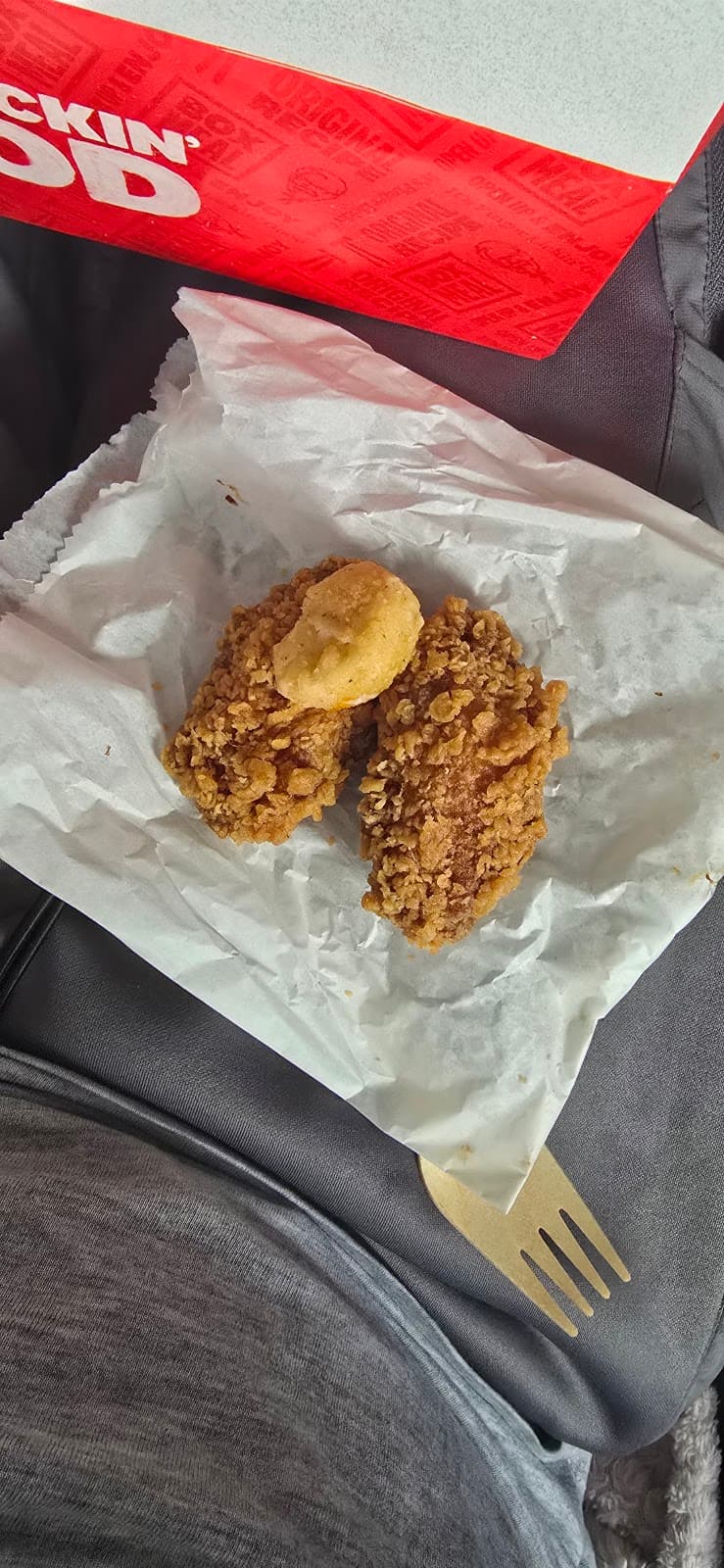 KFC Oxley - Bushbury Lane