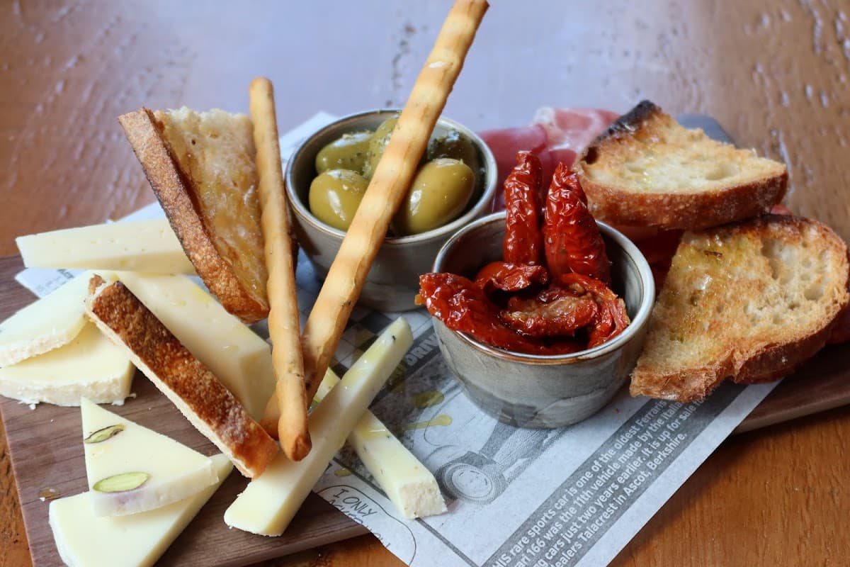 Carlisi Bar & Kitchen