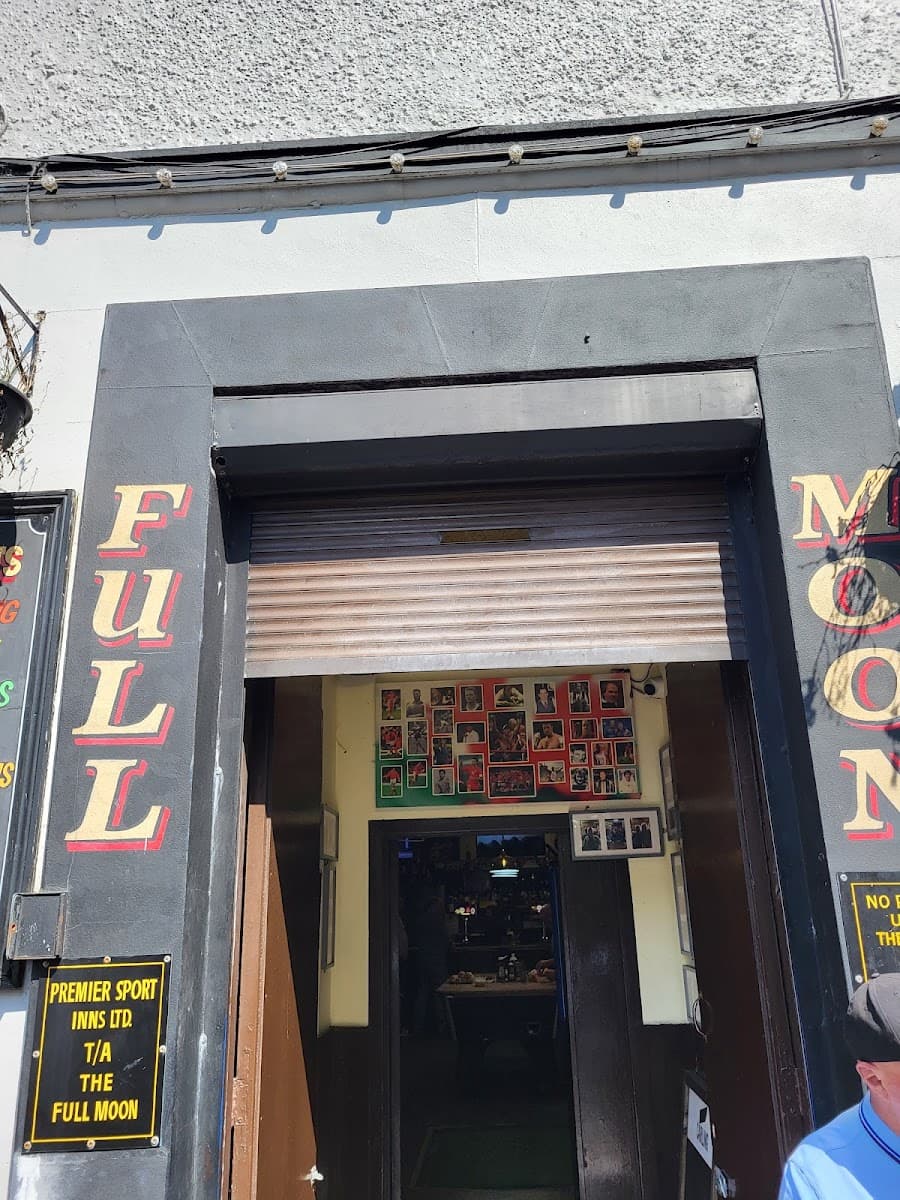 The Full Moon Inn