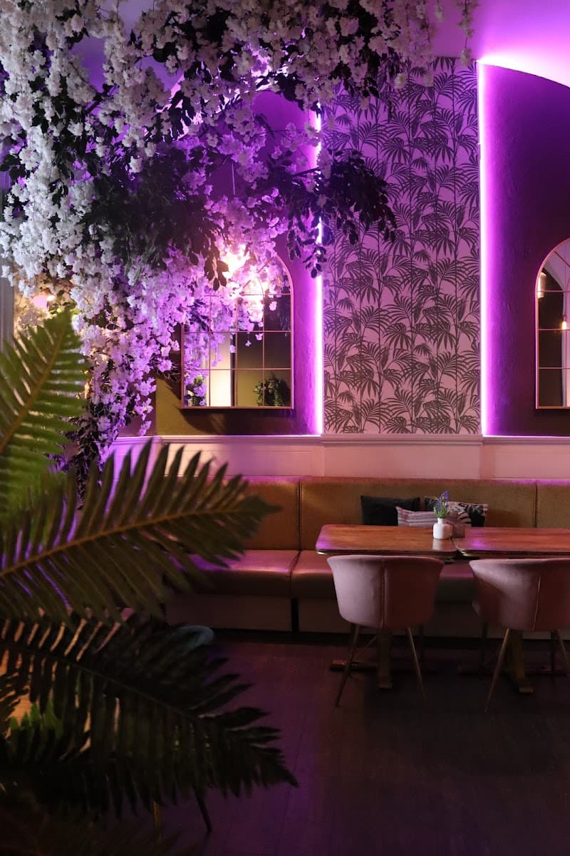 Bonne Santé restaurant & cocktail bar