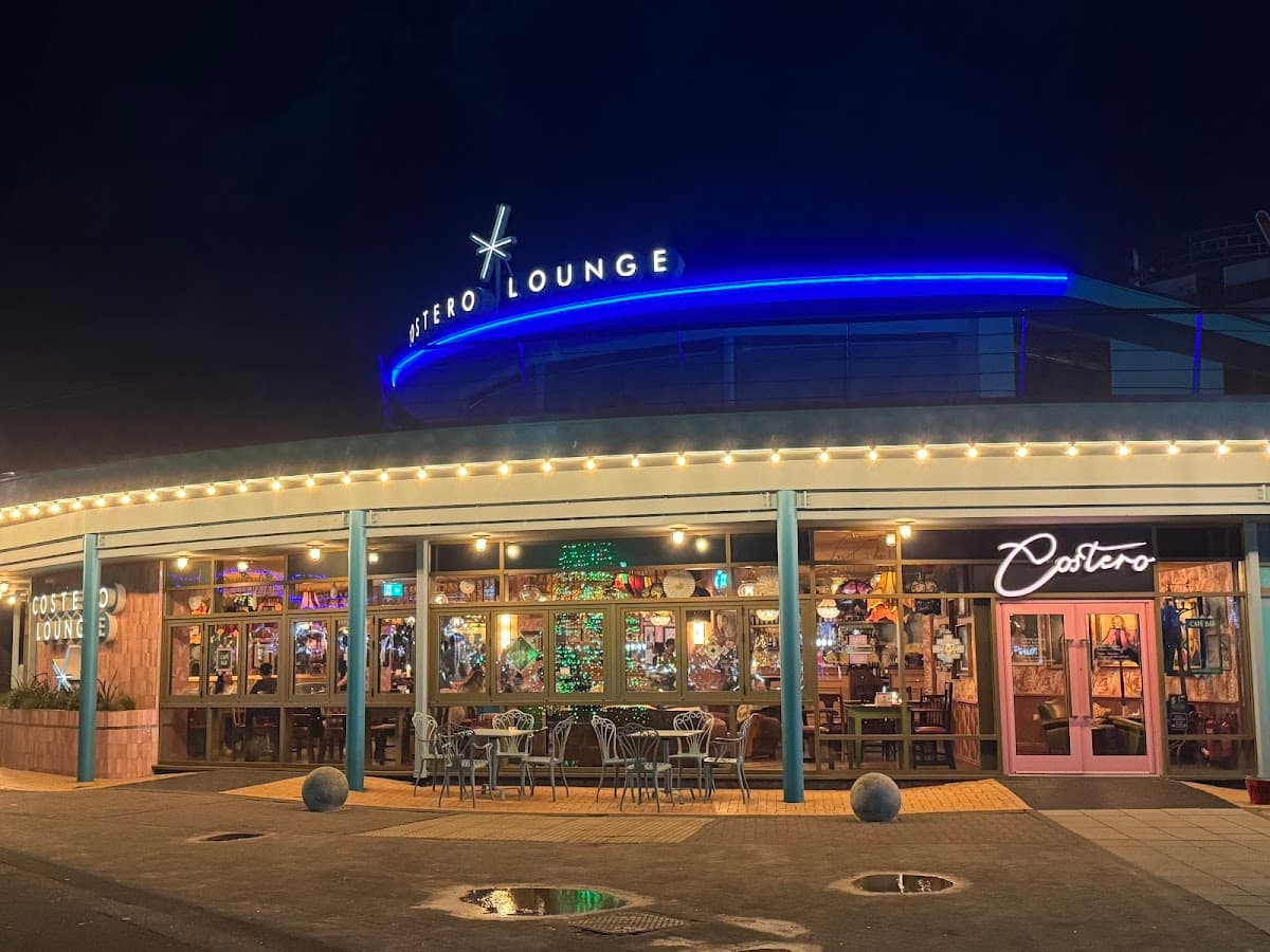Costero Lounge