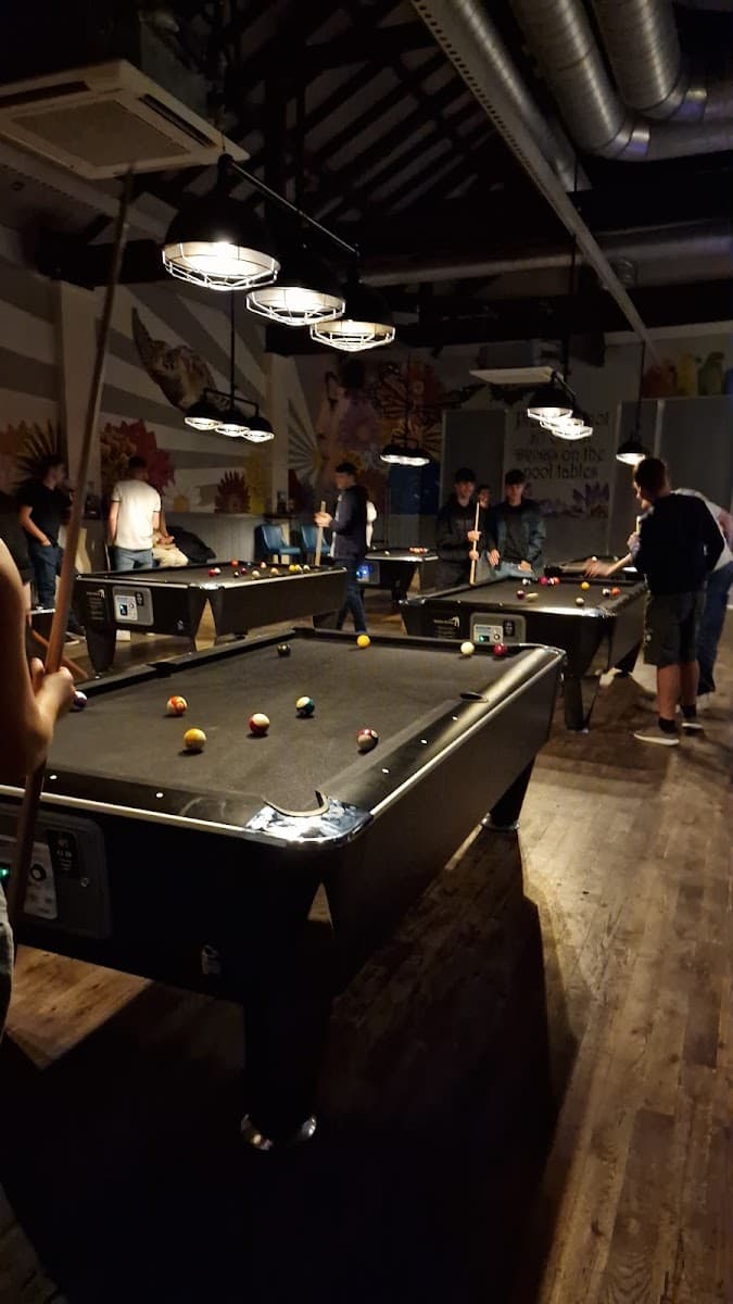 Lounge 72