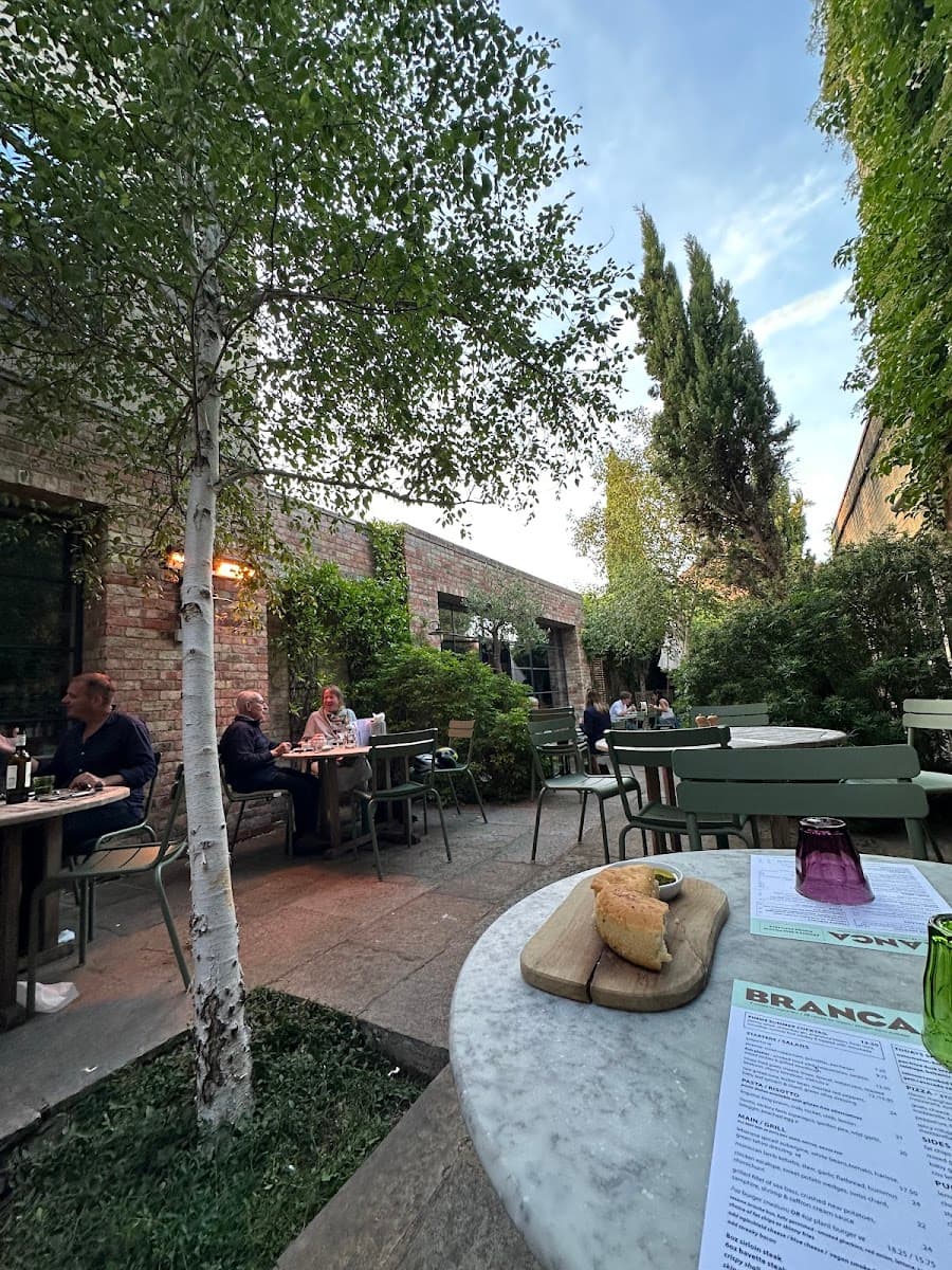 Branca Bar, Restaurant and Deli